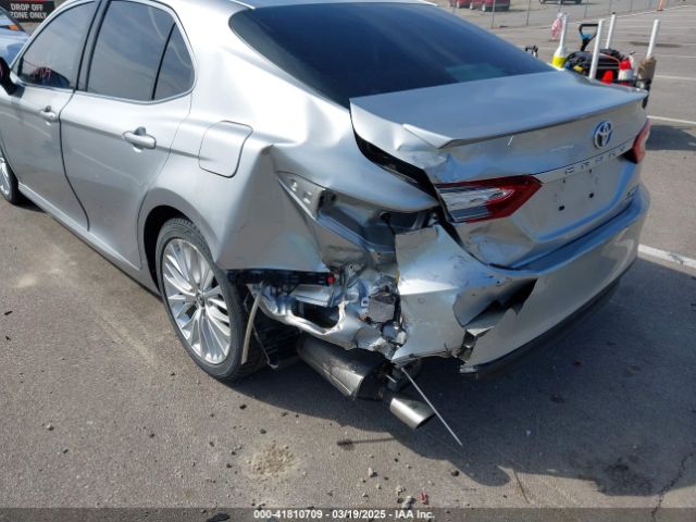 4T1B21HK6JU004767 Toyota Camry Hybrid Xle