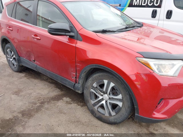 JTMBFREV3HJ126942 Toyota RAV4 LE