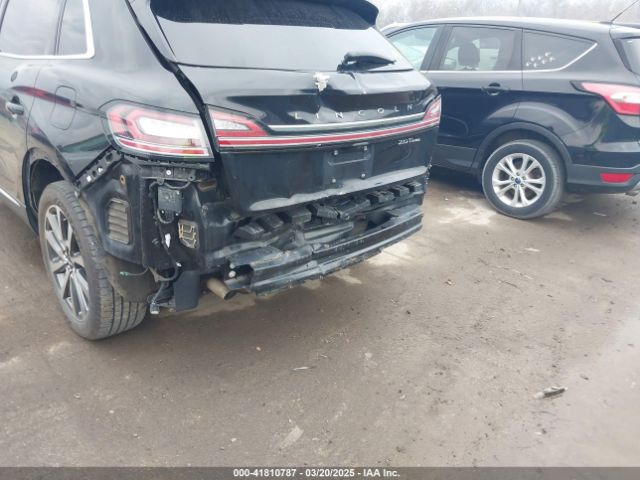2LMPJ8K93KBL24776 Lincoln Nautilus Select