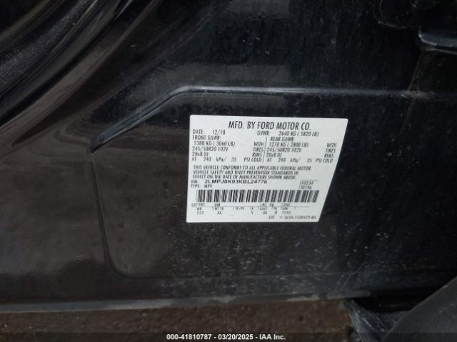 2LMPJ8K93KBL24776 Lincoln Nautilus Select