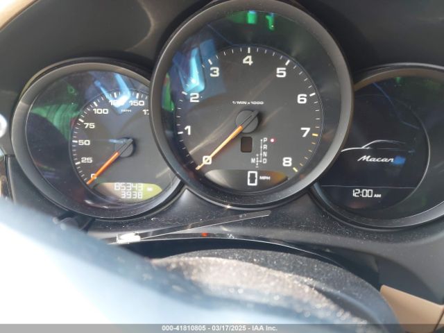 2017 PORSCHE MACAN WP1AA2A55HLB02121 Photo 6