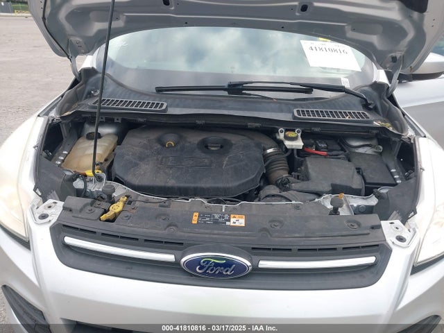 1FMCU9G9XEUD53089 Ford ESCAPE SE