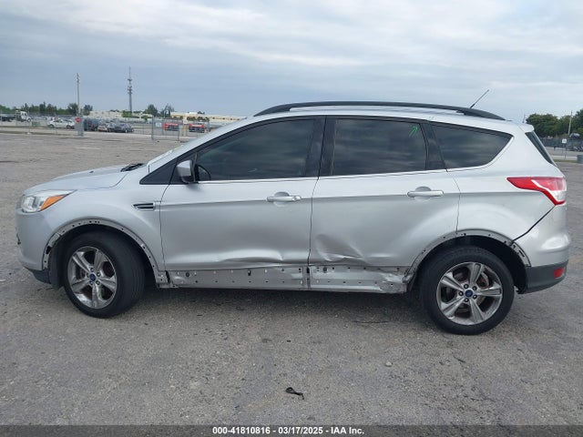 1FMCU9G9XEUD53089 Ford ESCAPE SE