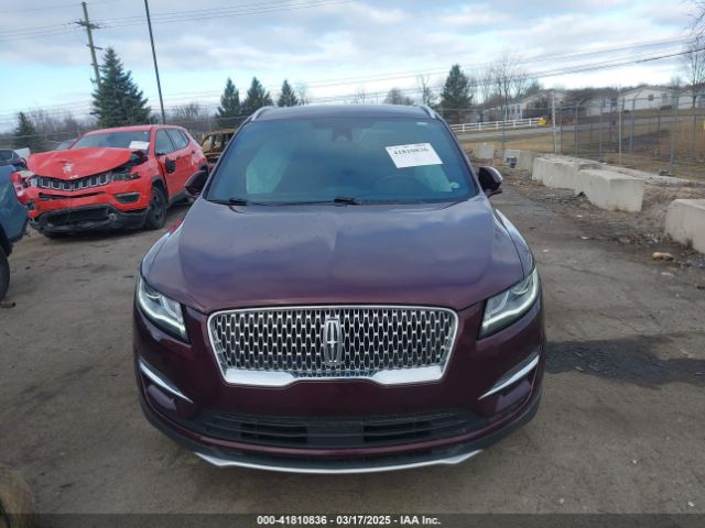 5LMCJ2D93KUL21128 Lincoln MKC SELECT