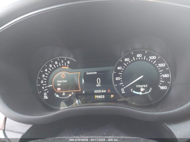 5LMCJ2D93KUL21128 Lincoln MKC SELECT