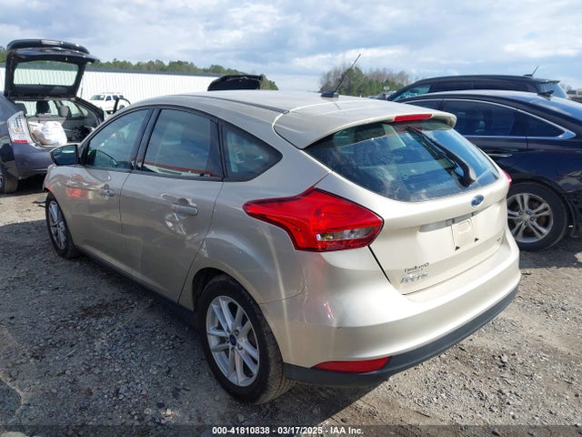 1FADP3K25HL305961 Ford FOCUS SE