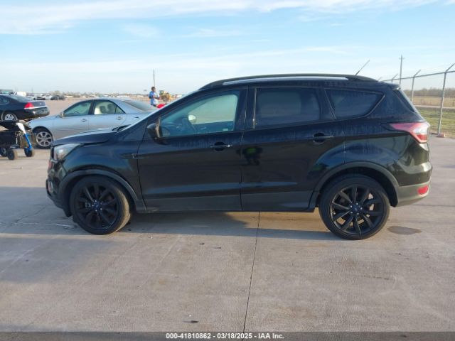 1FMCU0G98HUB01714 Ford ESCAPE SE