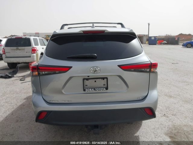5TDZZRAH4MS070514 Toyota Highlander Le