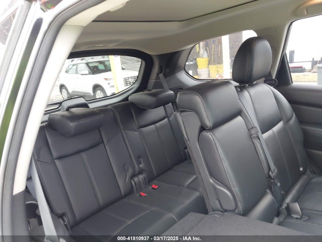 5N1AR2MM4GC618719 Nissan Pathfinder Sl