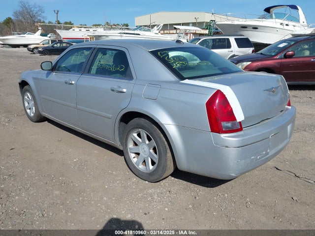 Продаж на аукціоні авто 2005 Chrysler 300 Touring, vin: 2C3JA53G45H635155, номер лоту: 41810960