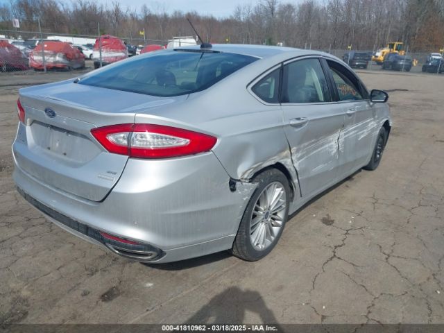 3FA6P0T93GR348715 Ford FUSION SE
