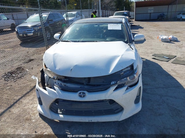 Scion TC 2014 JTKJF5C74E3072410 Image 13