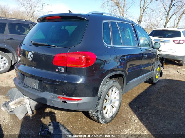 WVGSV7AXXHK007144 Volkswagen Tiguan 2.0t Wolfsburg Edition