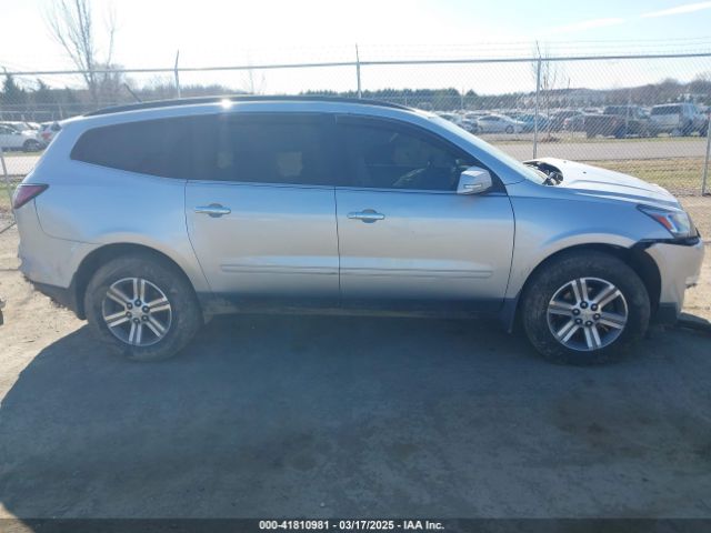 1GNKVHKD8FJ258415 Chevrolet Traverse 2lt