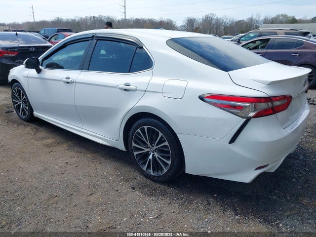 4T1B11HK1JU508405 Toyota CAMRY SE