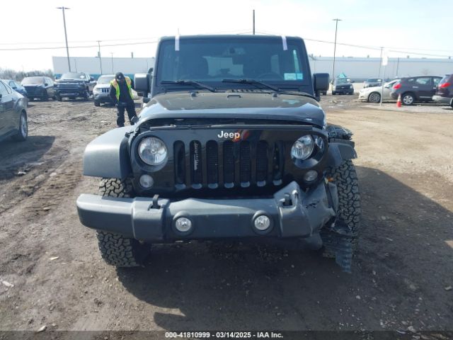 1C4BJWDG6HL746950 Jeep Wrangler Unlimited Sport