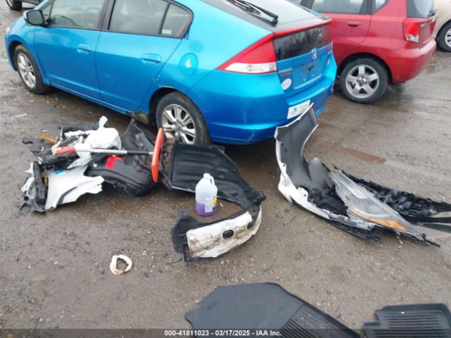 5YFVPMAE5MP266547 Toyota COROLLA LE