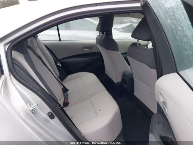 5YFVPMAE5MP266547 Toyota COROLLA LE