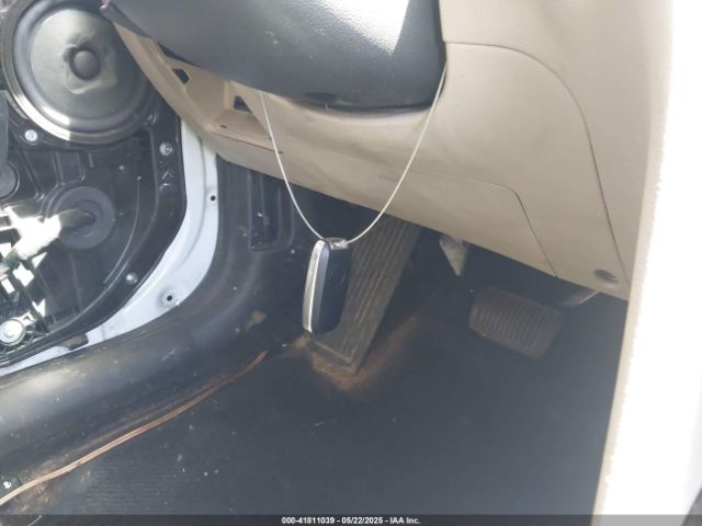 5NPD84LFXJH381491 Hyundai Elantra Value Edition