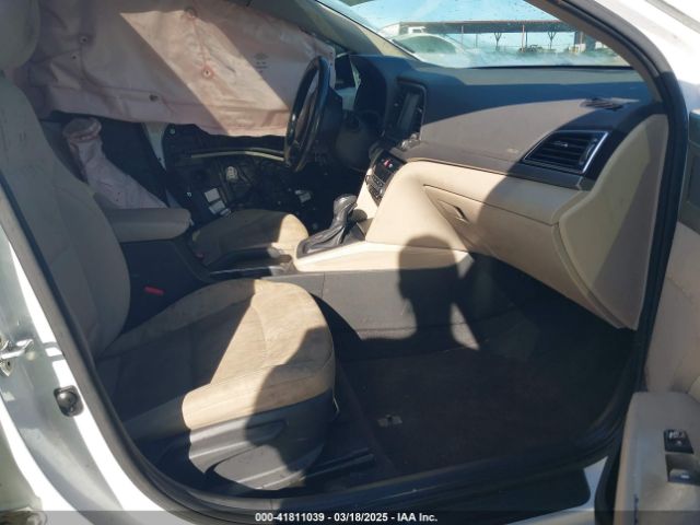 5NPD84LFXJH381491 Hyundai Elantra Value Edition