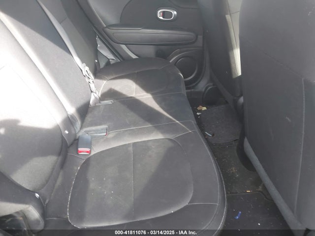 KNDJN2A23G7861093 KIA Soul