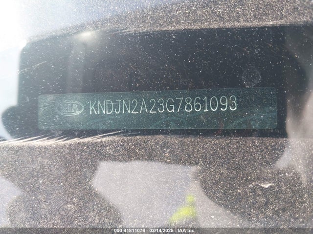 KNDJN2A23G7861093 KIA Soul