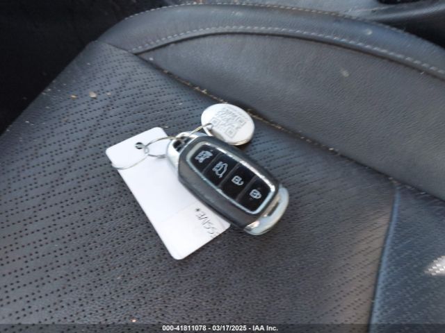 KM8K3CA58KU251819 Hyundai Kona Limited