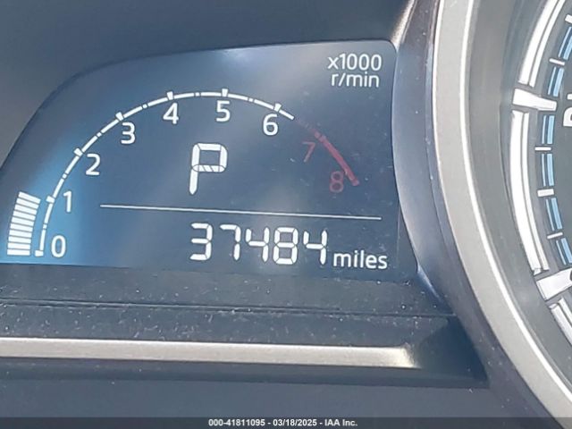 3MYDLBYV1KY526975 Toyota YARIS L