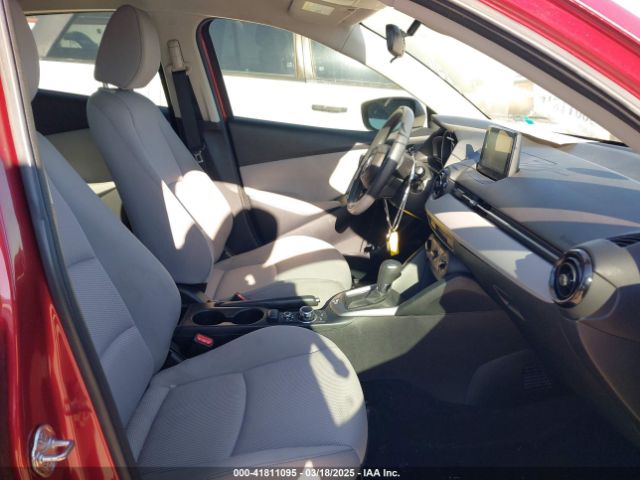 3MYDLBYV1KY526975 Toyota YARIS L