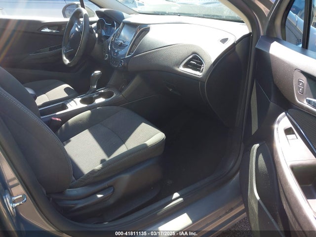 1G1BE5SM8H7160002 Chevrolet Cruze Lt Auto