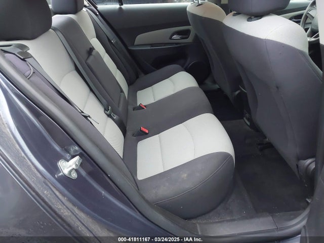 1G1PA5SH0E7103809 Chevrolet Cruze Ls Auto