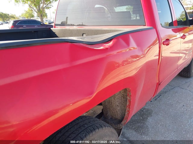 1GCVKREH2JZ100326 Chevrolet Silverado 1500 2lt