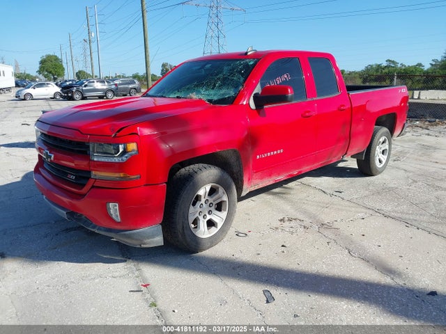 1GCVKREH2JZ100326 Chevrolet Silverado 1500 2lt