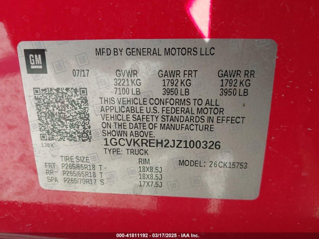 1GCVKREH2JZ100326 Chevrolet Silverado 1500 2lt