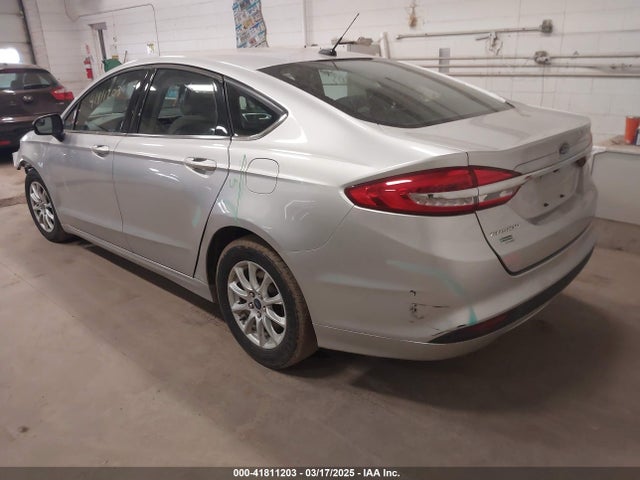 3FA6P0G71JR226550 Ford FUSION S