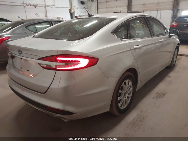 3FA6P0G71JR226550 Ford FUSION S