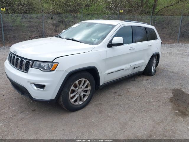 1C4RJEAGXMC813573 Jeep Grand Cherokee Laredo E 4x2