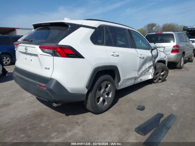 2T3W1RFVXRW325990 Toyota Rav4 Xle