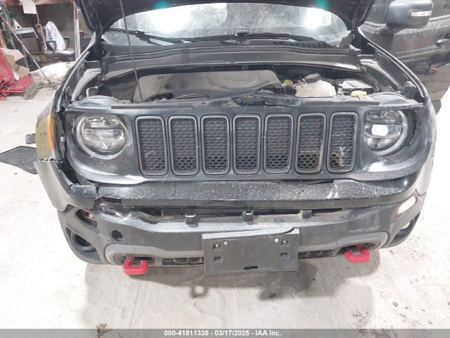 ZACNJBC11KPJ92963 Jeep Renegade Trailhawk 4x4