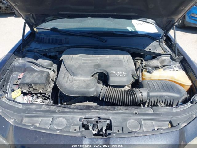 2C3CCABG1JH261708 Chrysler 300 300s