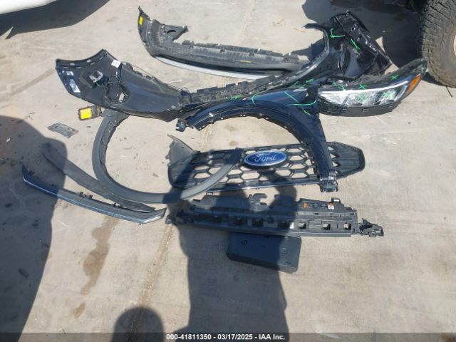 1FMCU0MN8SUA41572 Ford Escape St-line