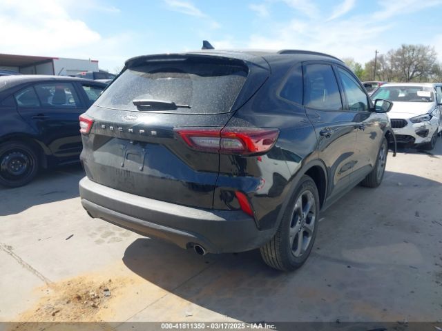 1FMCU0MN8SUA41572 Ford Escape St-line