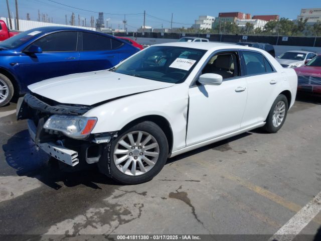 2C3CCAAG9EH301766 Chrysler 300