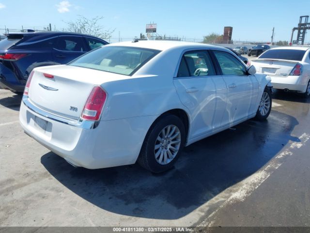 2C3CCAAG9EH301766 Chrysler 300