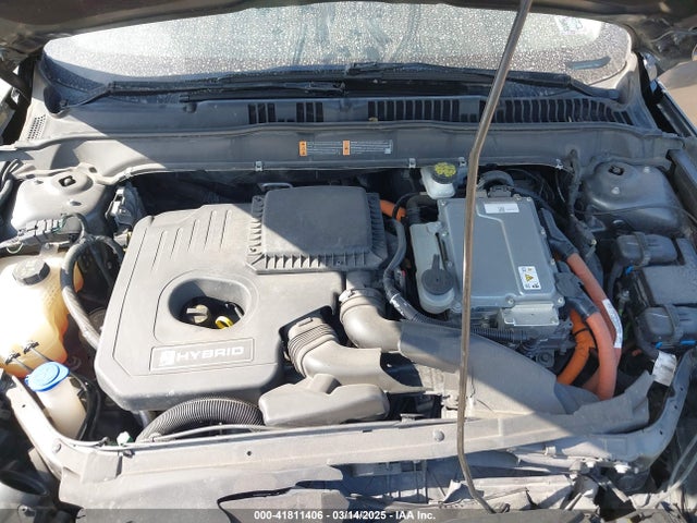 3FA6P0LU6JR118226 Ford Fusion Hybrid Se