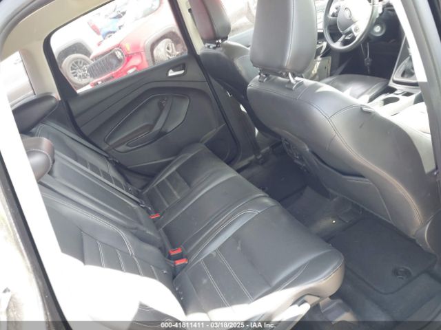 1FADP5AU9JL103709 Ford C-max Hybrid Se