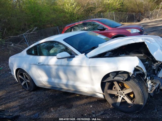 1FA6P8AM5H5263143 Ford Mustang V6