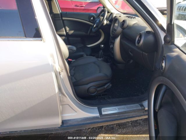 2011 MINI COOPER COUNTRYMAN WMWZB3C53BWH95121 Photo 4