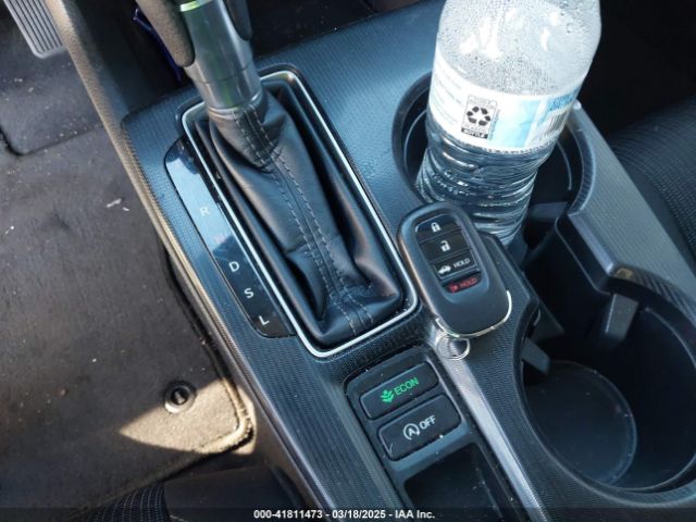 2HGFE2F28NH549174 Honda Civic Lx