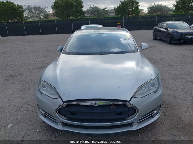 2013 TESLA MODEL S 5YJSA1CP2DFP06270 Photo 5